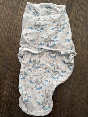 EUC Aden + Anais Harry Potter Velcro Swaddle 0-3 months